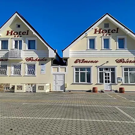 Kemence Csarda Es Szalloda 3*