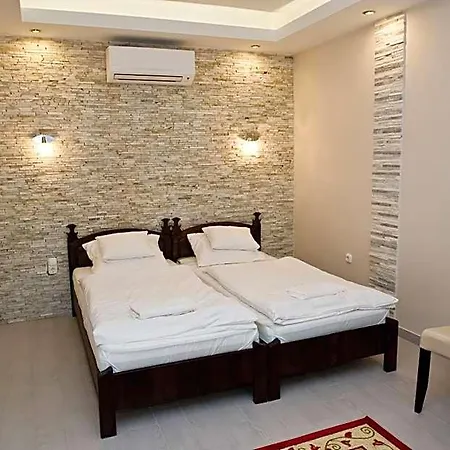Kemence Csarda Es Szalloda Hotel