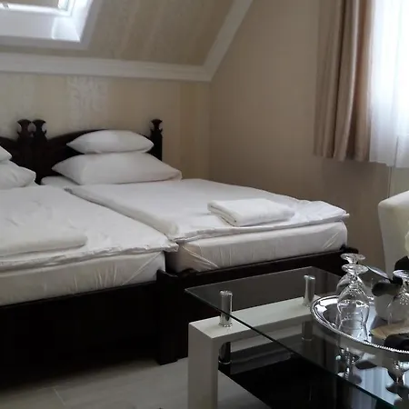 Hotel Kemence Csarda Es Szalloda 3*