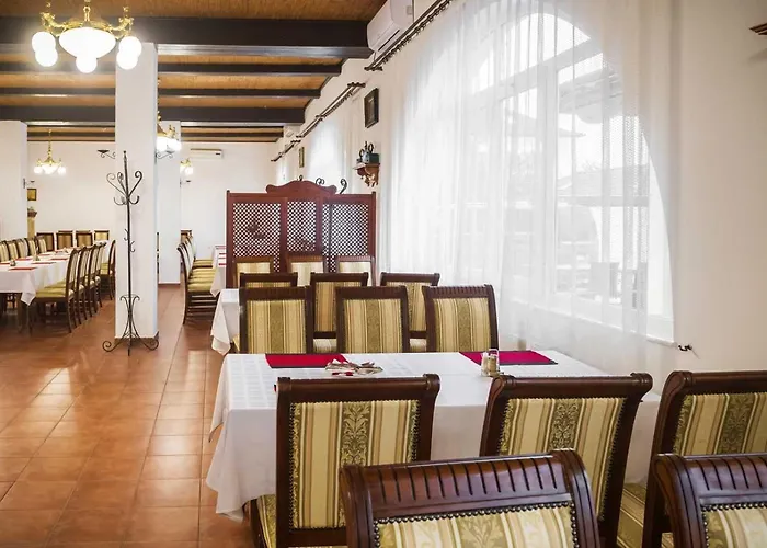 Kemence Csarda Es Szalloda